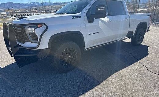 2025 Chevrolet Silverado HD LTZ