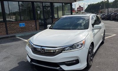 2017 Honda Accord EX L Navi