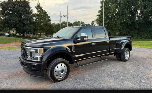 2022 Ford F-450 Platinum