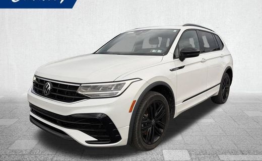2022 Volkswagen Tiguan 4MOTION SE Black
