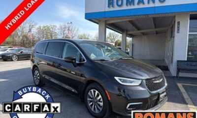 2023 Chrysler Pacifica Touring L