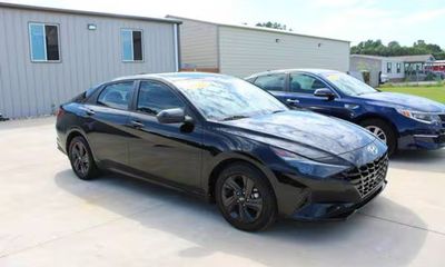 2022 Hyundai Elantra SEL