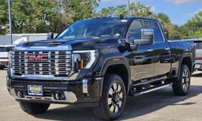 2026 GMC Sierra HD SLE