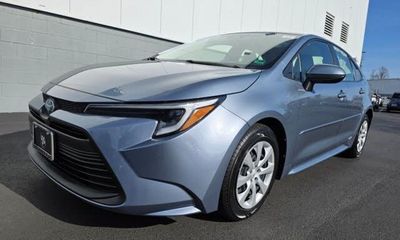 2023 Toyota Corolla L LE SE