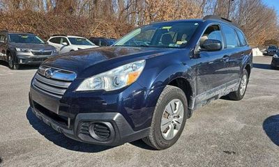 2013 Subaru Outback Base