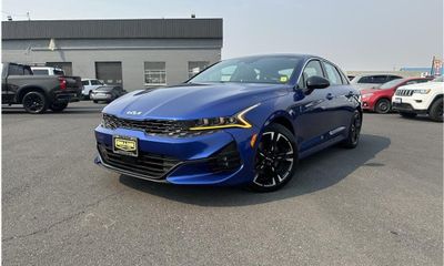 2023 Kia K5