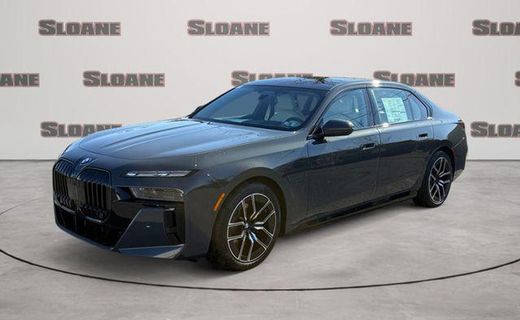 2026 BMW 750e xDrive