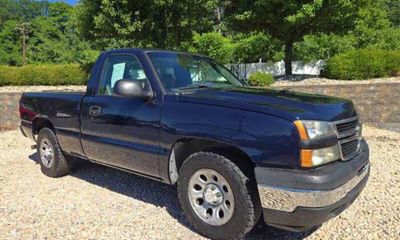 2006 Chevrolet Silverado Work Truck