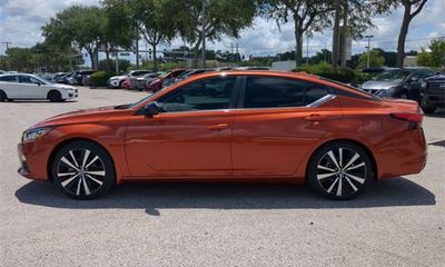 2021 Nissan Altima SR