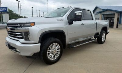 2021 Chevrolet Silverado High Country
