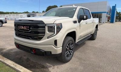 2026 GMC Sierra AT4