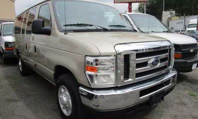 2009 Ford E-350 E 350 Super