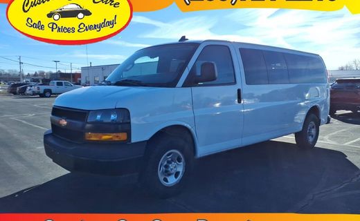 2022 Chevrolet Express LS EXT