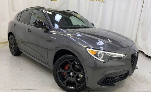 2023 Alfa Romeo Stelvio TI