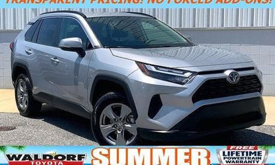 2023 Toyota RAV4 XLE