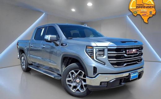 2026 GMC Sierra SLT