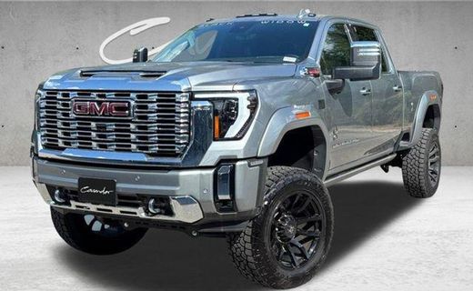 2025 GMC Sierra HD Denali