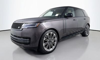 2026 Land Rover Range SE