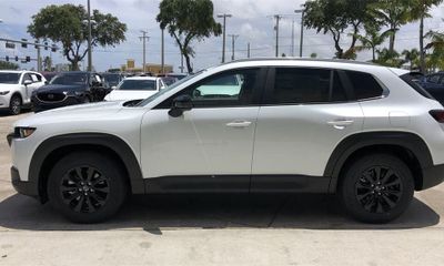 2023 Mazda CX-50 Preferred Plus Package