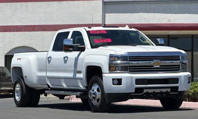 2016 Chevrolet Silverado High Country