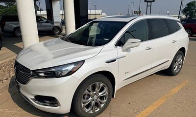 2020 Buick Enclave Avenir
