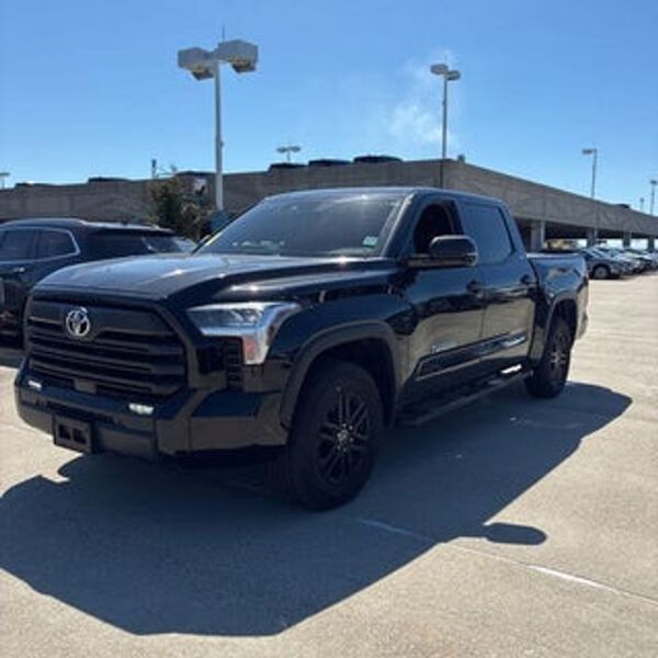 2022 Toyota Tundra — a typically priced live listing