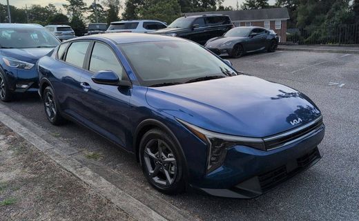 2025 Kia K4