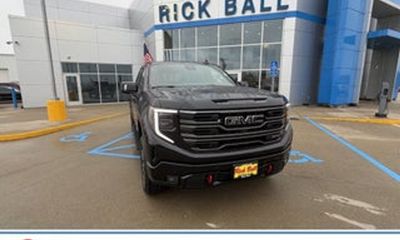 2026 GMC Sierra AT4