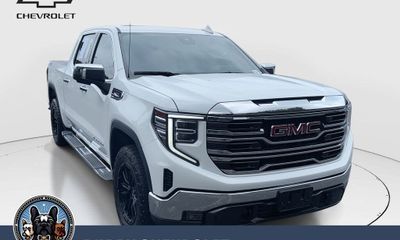 2023 GMC Sierra SLT