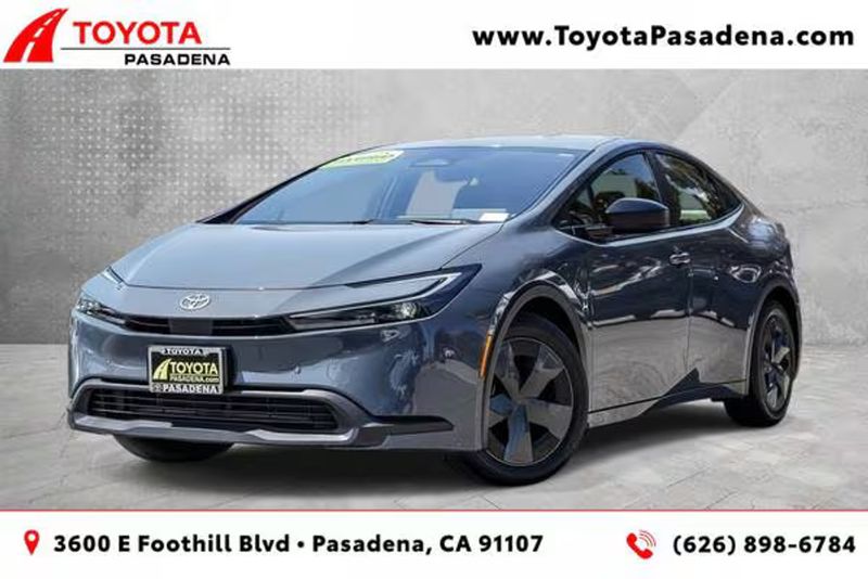 2025 Toyota Prius — a typically priced live listing