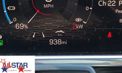 2025 GMC Sierra Denali