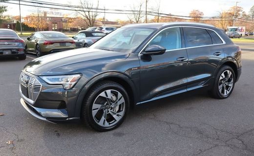 2021 Audi E-Tron Quattro Premium