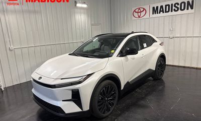 2026 Toyota C-HR SE