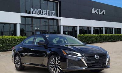 2024 Nissan Altima SV
