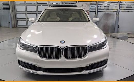 2019 BMW 740i