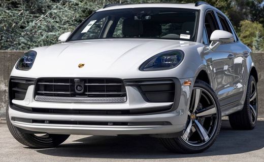 2026 Porsche Macan