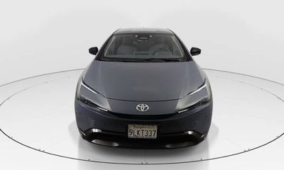 2024 Toyota Prius XLE
