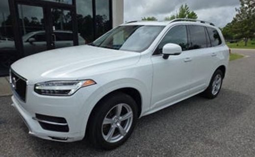 2019 Volvo XC90 Momentum