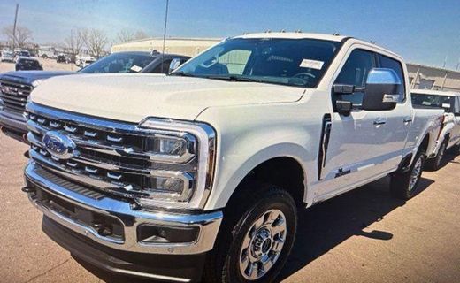 2026 Ford F-350 Lariat