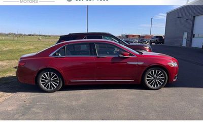 2018 Lincoln Continental Select