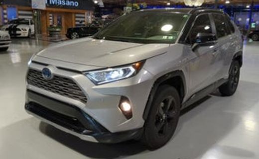 2020 Toyota RAV4 LE