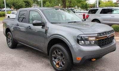 2024 Ford Maverick XLT Tremor