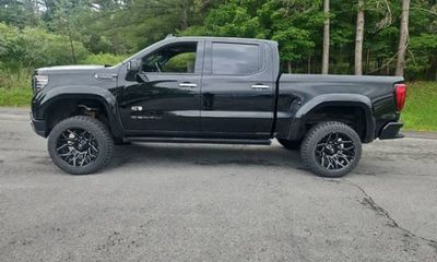 2023 GMC Sierra Denali Ultimate