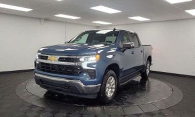 2024 Chevrolet Silverado LT L