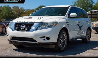 2014 Nissan Pathfinder S