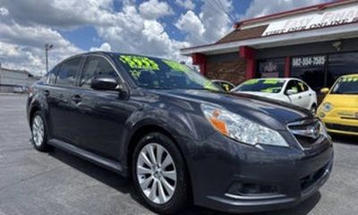 2012 Subaru Legacy Limited M R