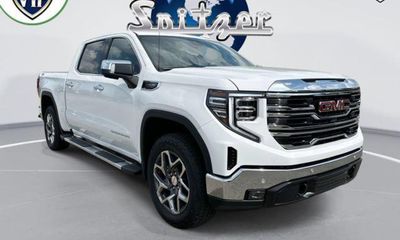 2026 GMC Sierra SLT