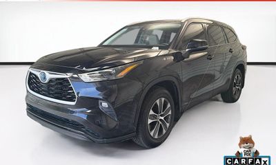 2022 Toyota Highlander XLE