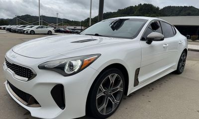 2020 Kia Stinger Base