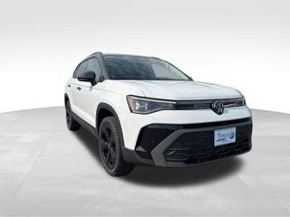 2026 Volkswagen Taos 4MOTION SE Black